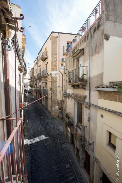 La Rosa Antica Bed & Breakfast Caltagirone Luaran gambar